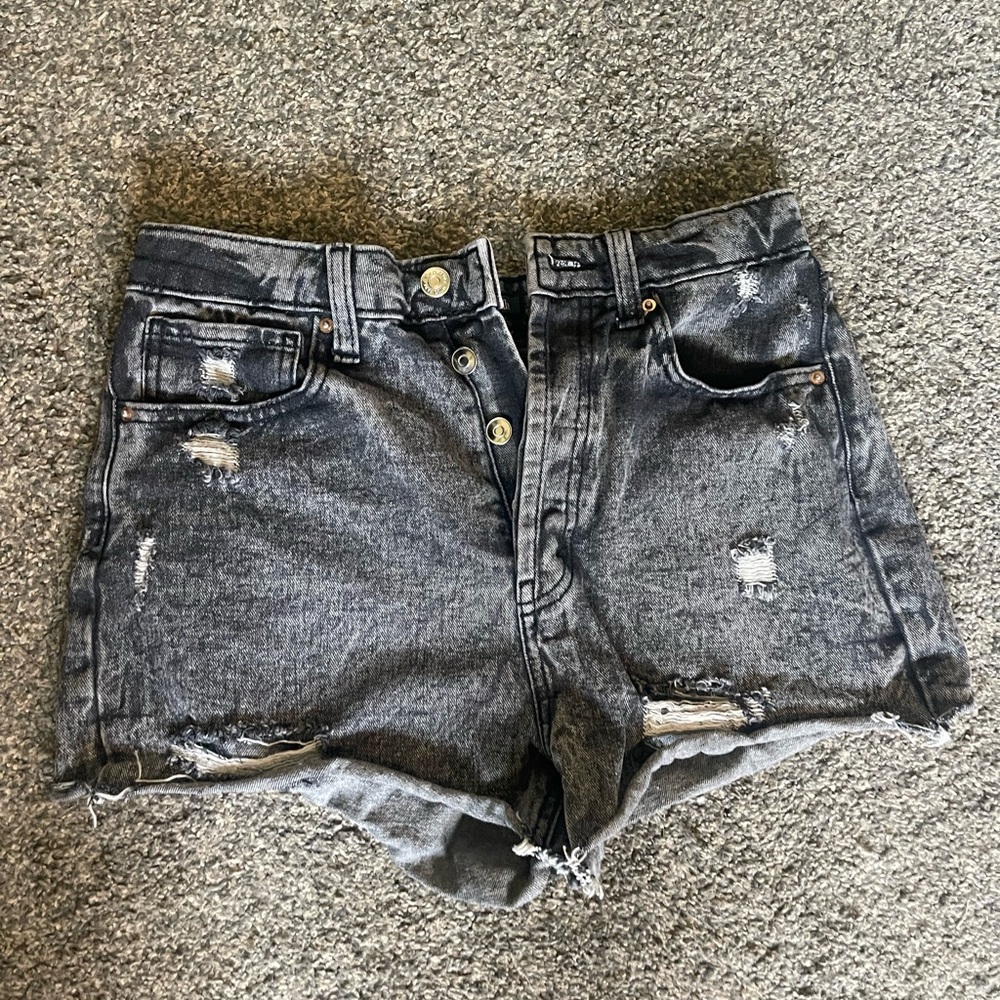 Wild fable black Jean shorts size 6